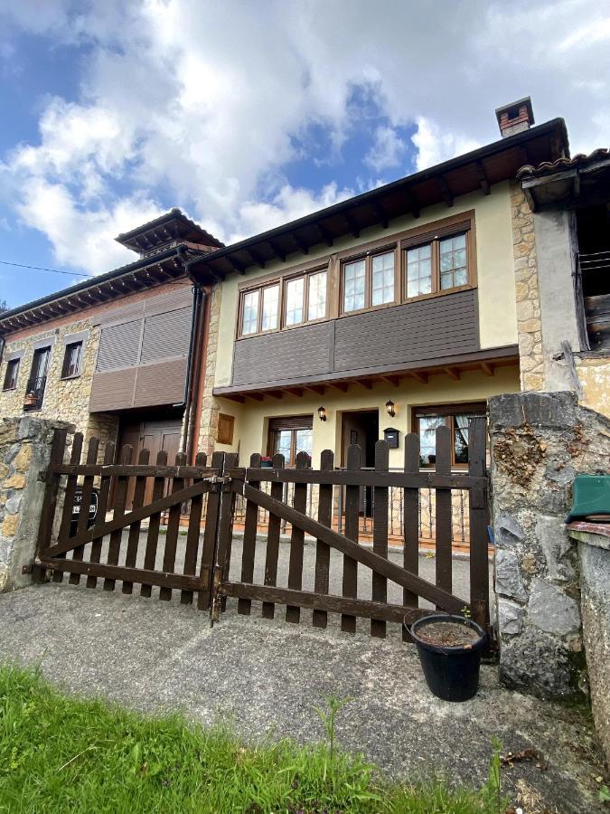 Casa Luisa Biedes, Pilona Villa Infiesto Ngoại thất bức ảnh