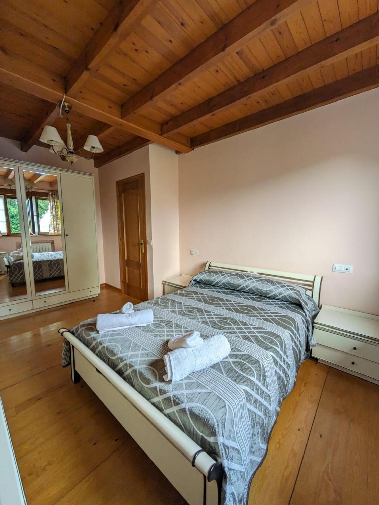 Casa Luisa Biedes, Pilona Villa Infiesto Ngoại thất bức ảnh